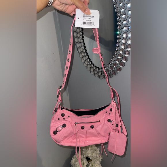 Authentic Balenciaga sweet pink Bag new with tags never worn - Picture 4 of 4